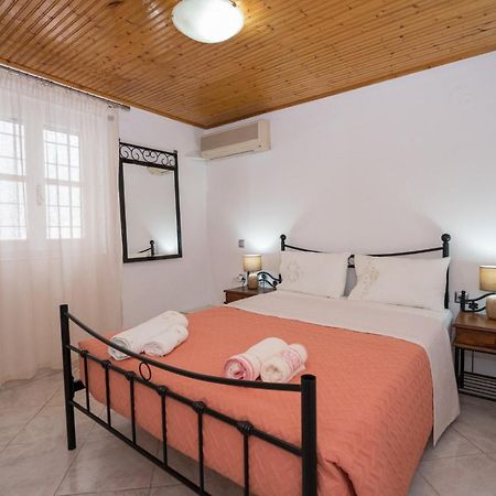 Hydra'S Harbor Hideaways - Cozy Coastal Getaways Appartamento Esterno foto