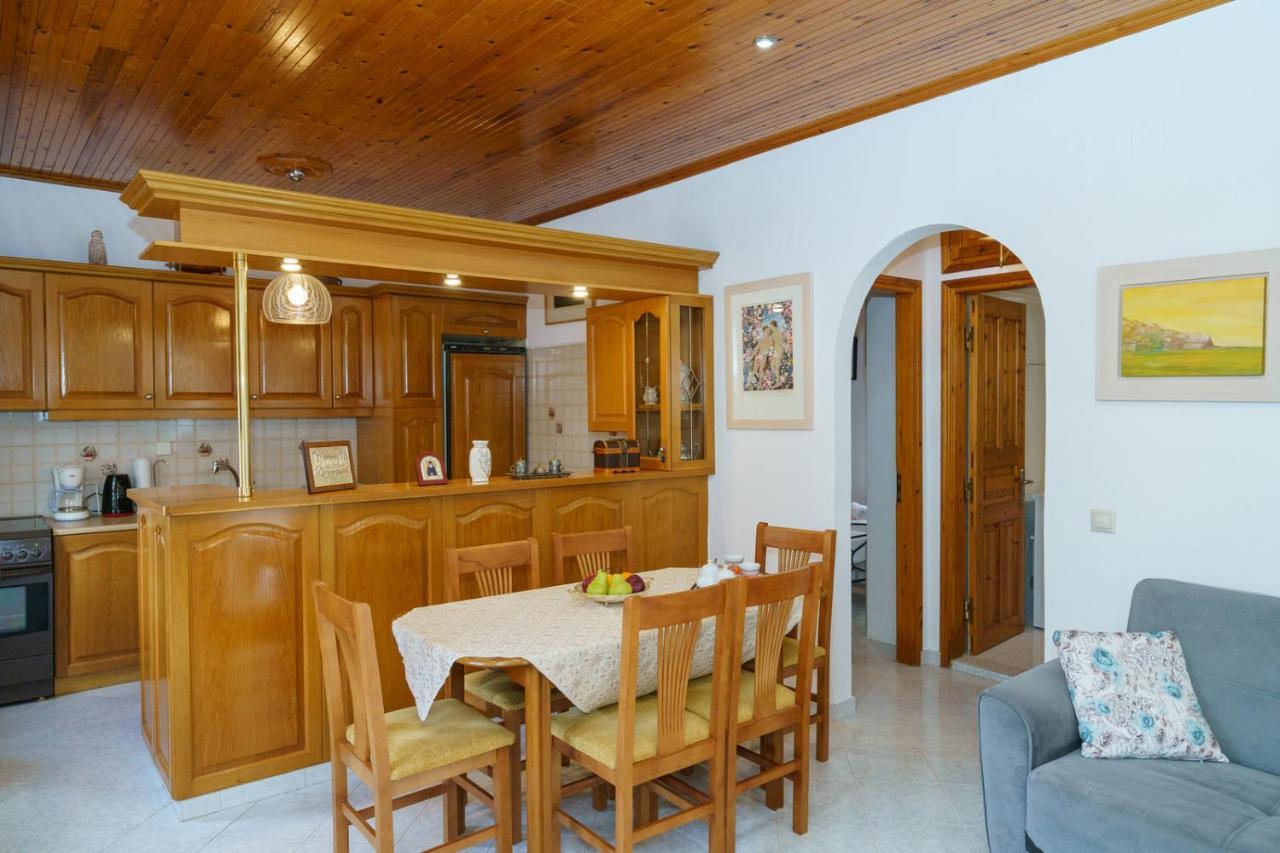 Hydra'S Harbor Hideaways - Cozy Coastal Getaways Appartamento Esterno foto