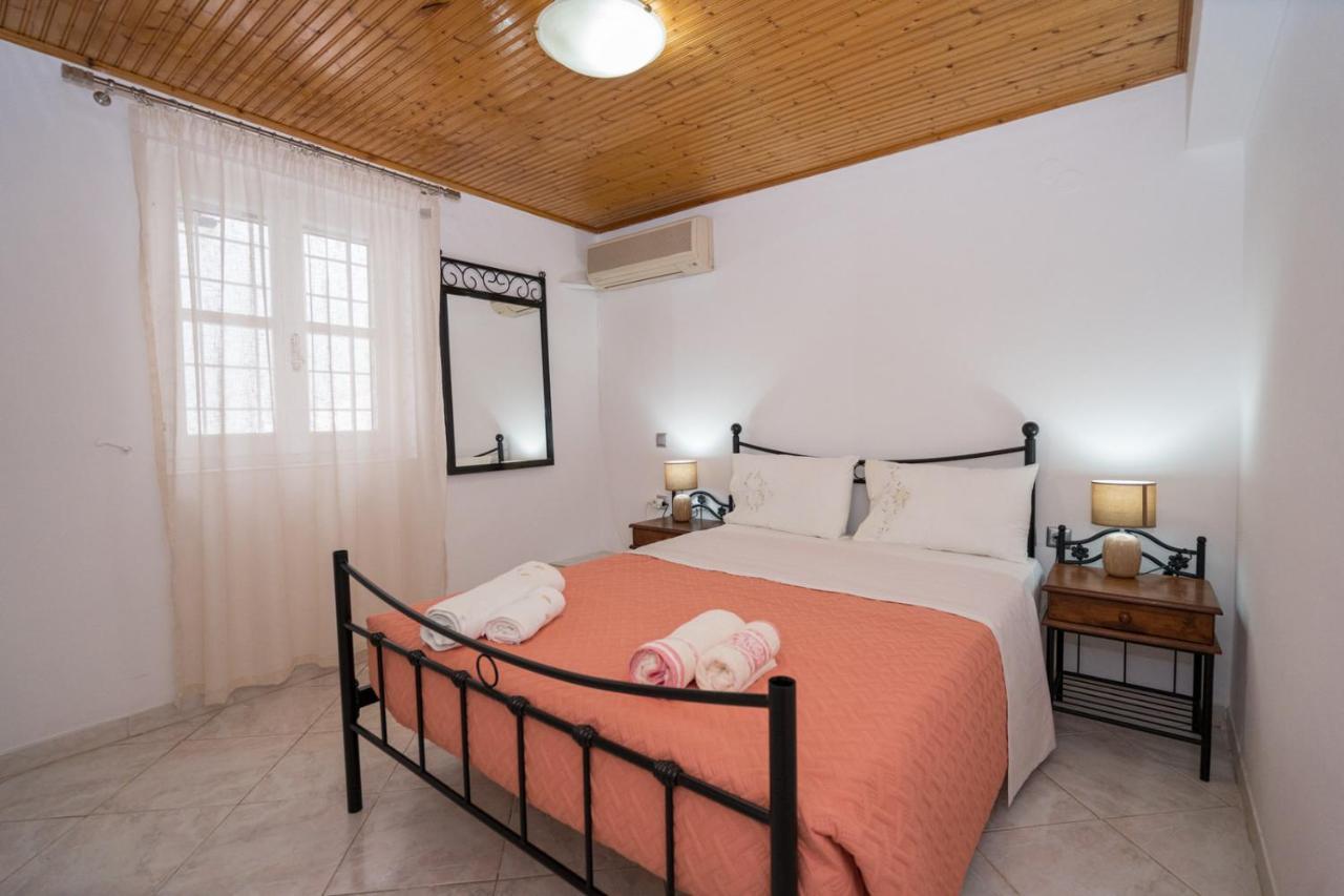 Hydra'S Harbor Hideaways - Cozy Coastal Getaways Appartamento Esterno foto