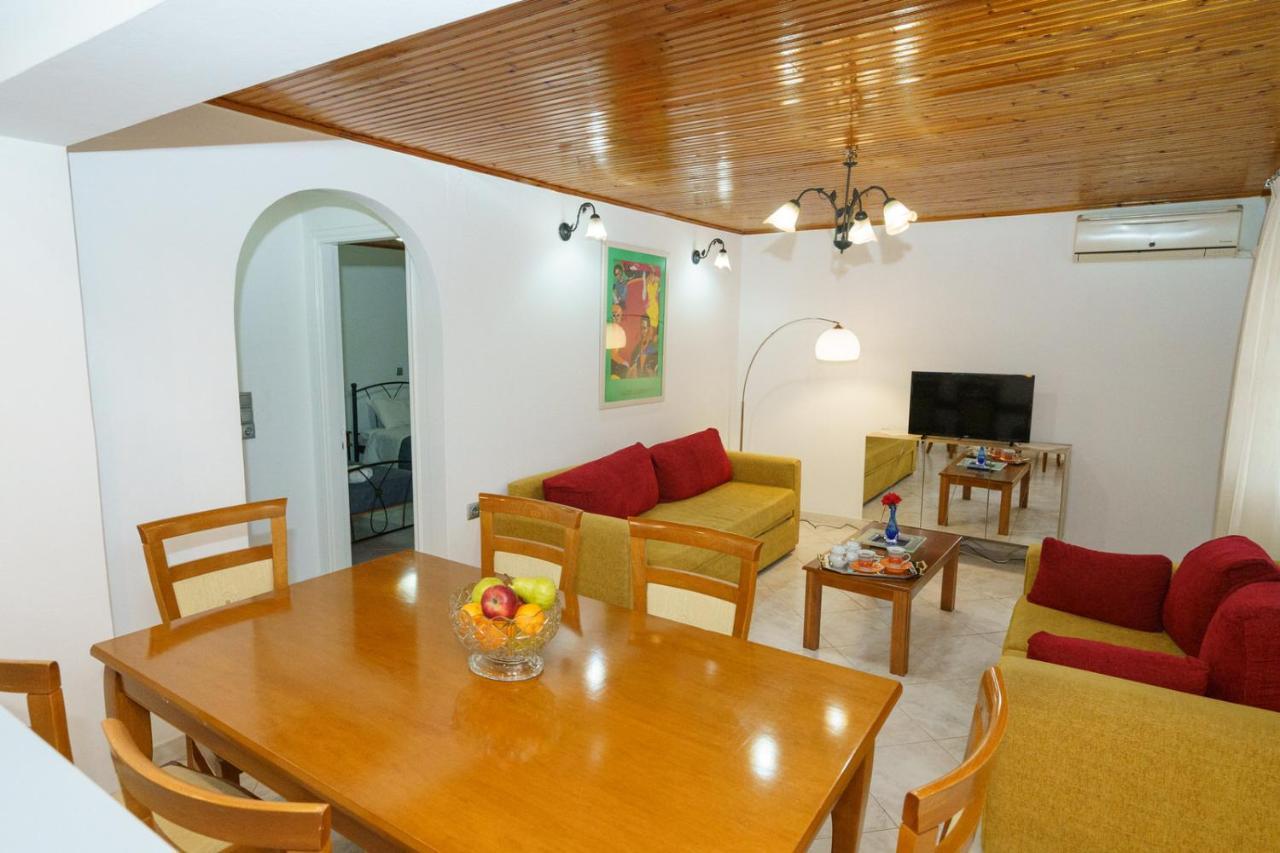 Hydra'S Harbor Hideaways - Cozy Coastal Getaways Appartamento Esterno foto